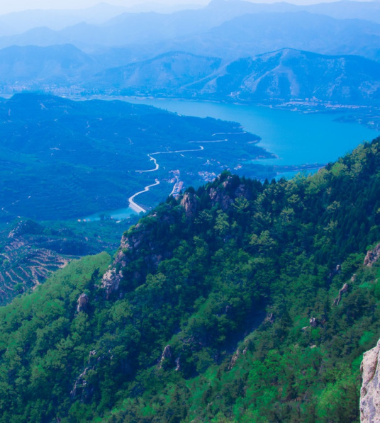 嵩山（山东省临朐县西部名山）