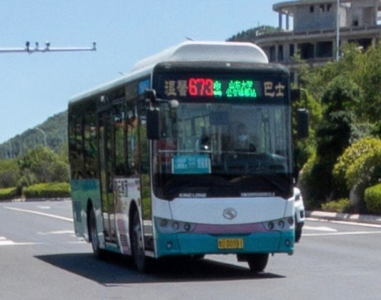 青岛公交673路