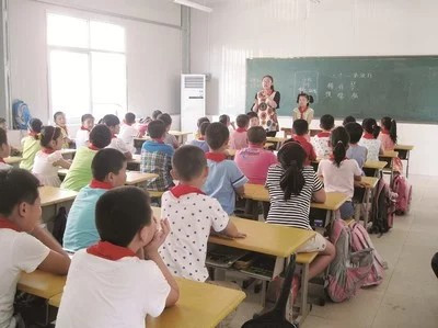 想在教师节来临之际请教老师问题，请问这个邮件的主题该怎么写呢？