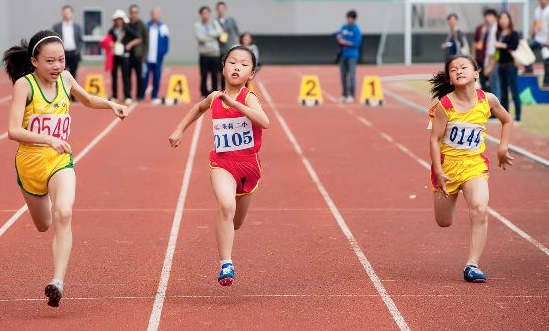 运动会加油稿50字左右，20篇