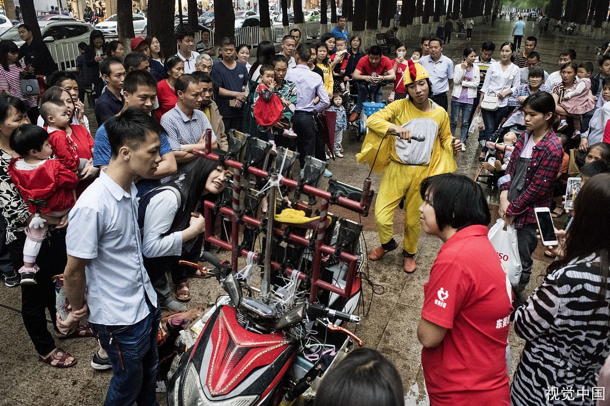 “打工人”刷屏网络，这到底是个什么梗？