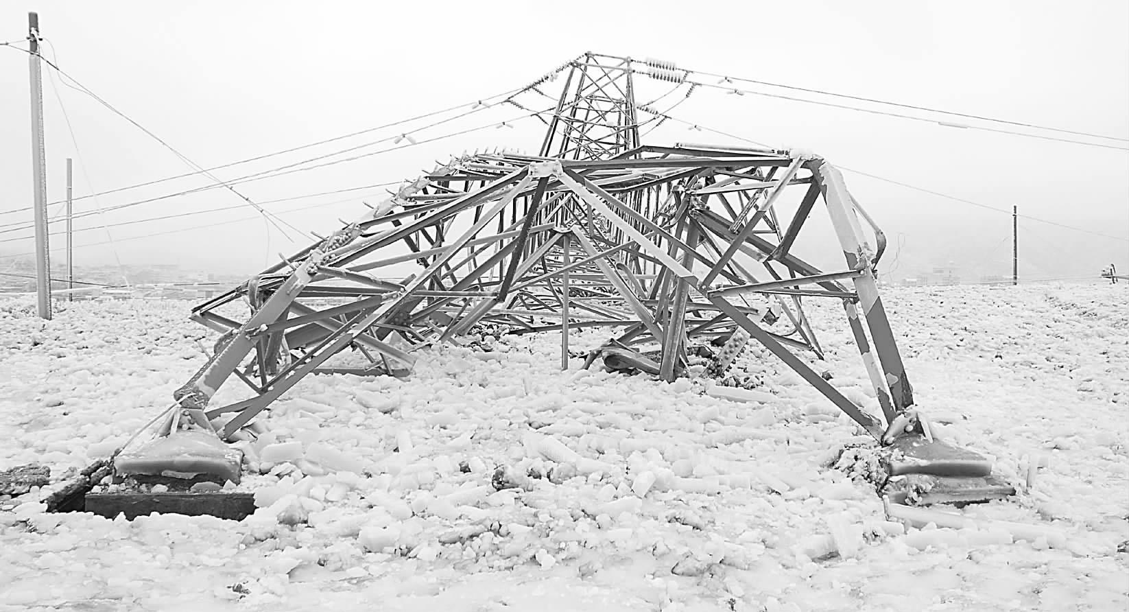 今年存在再现08年冰雪灾害的可能性，08年的冰雪灾害情况如何？