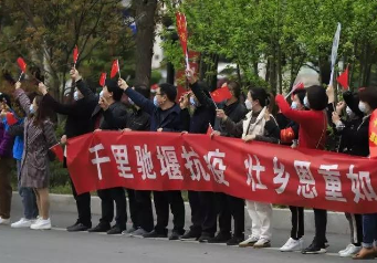 河北最高礼遇送别浙江援冀医疗队，看到这一幕你有何感触？