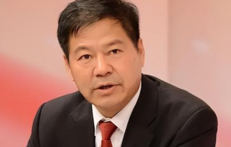 山东蓝翔校长前妻：他想让我再入狱，他们夫妇何以走到今天这个地步？