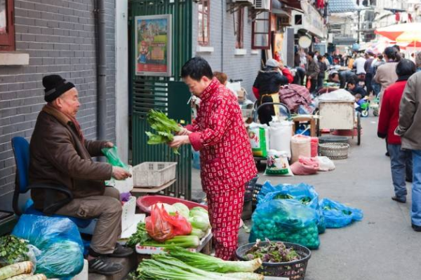 宿州城管因曝光睡衣出行的市民而致歉，为何网友直呼不接受？