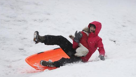 纽约遭遇暴风雪是怎么回事？