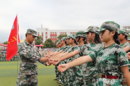 初中毕业能考大专吗