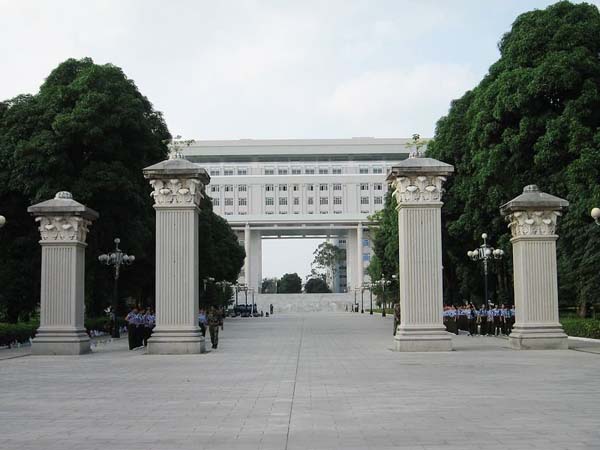 广西大学怎么样