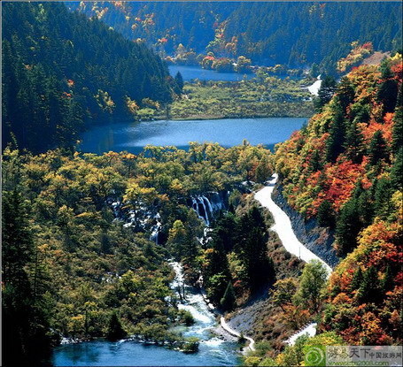 四川九寨沟风景区的介绍